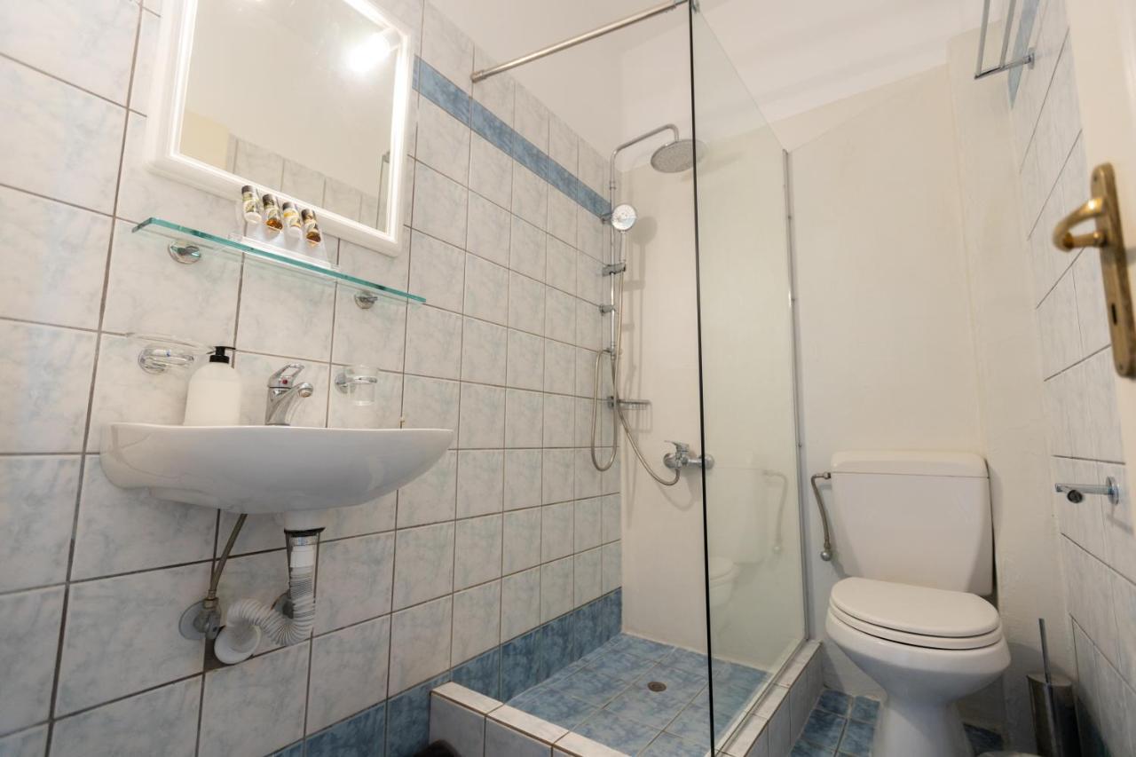 Αnastasia Apartments Mavrovoúnion Eksteriør bilde