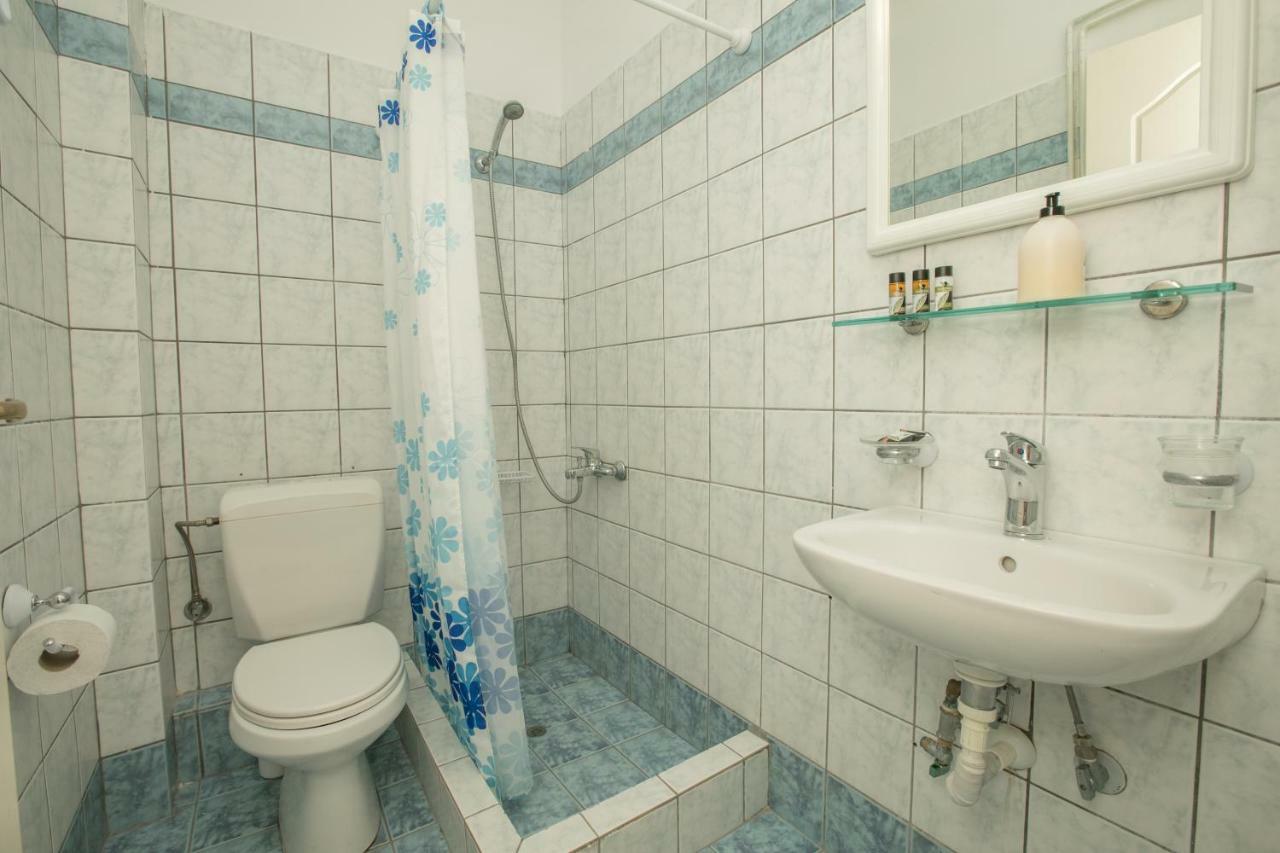 Αnastasia Apartments Mavrovoúnion Eksteriør bilde